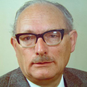 Politician Johan Van Hulst - age: 111