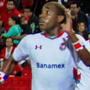 Soccer Player Luis Tejada - age: 42