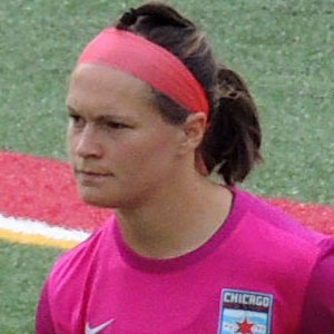 Soccer Player Erin Mcleod - age: 40