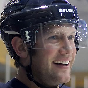 Hockey player David Backes - age: 39