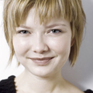 Violinist Alina Ibragimova - age: 36