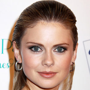 TV Actress Rose McIver - age: 33
