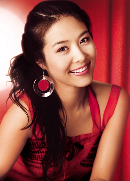 Singer Ock Joo-hyun - age: 43