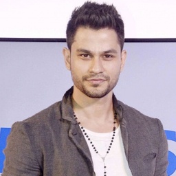 Actor Kunal Khemu - age: 38