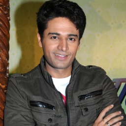 TV Actor Gaurav Khanna - age: 42